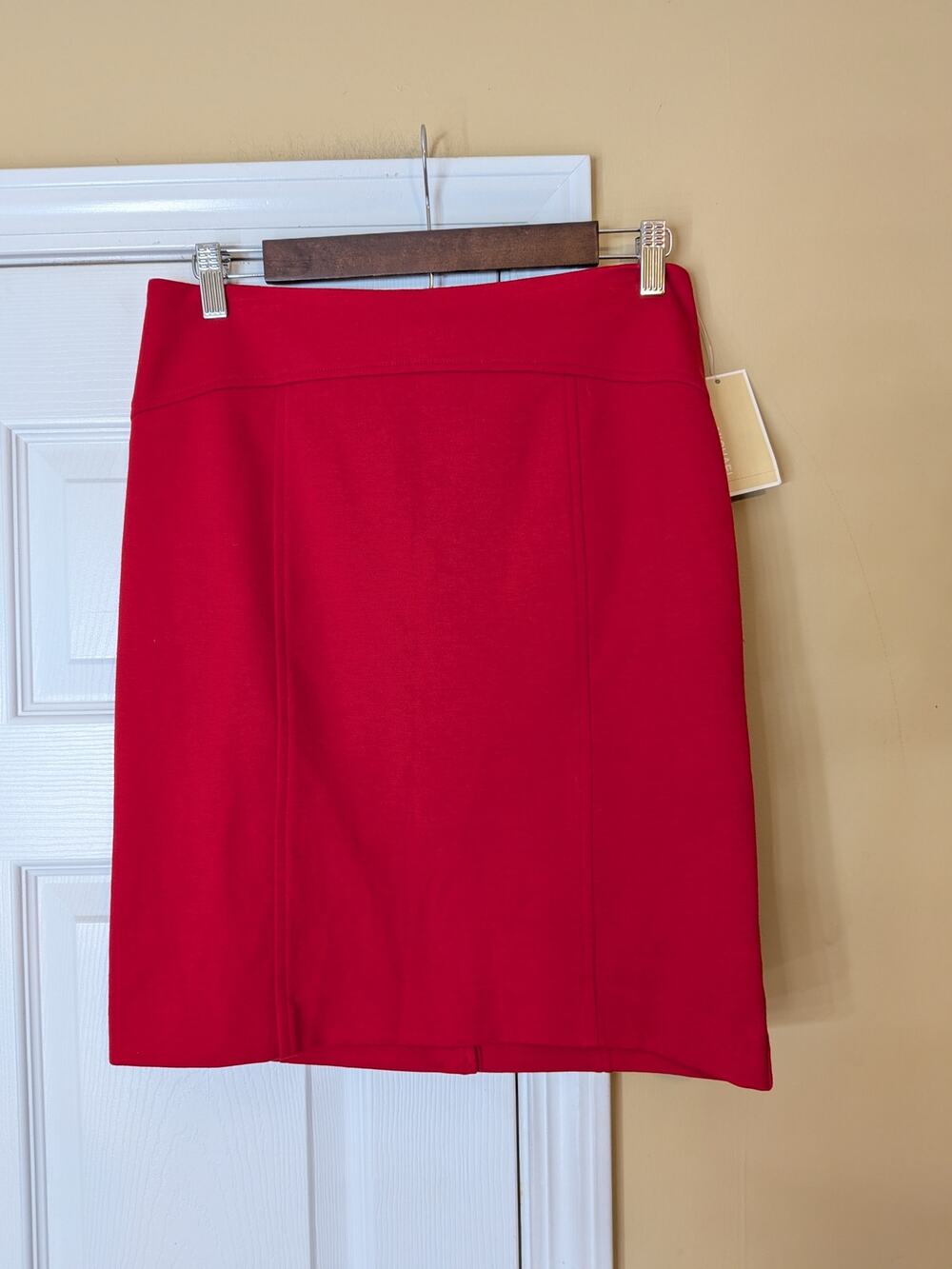 Michael Kors Red Pencil Skirt Size 6 NWT Quiet Luxury Office Holiday